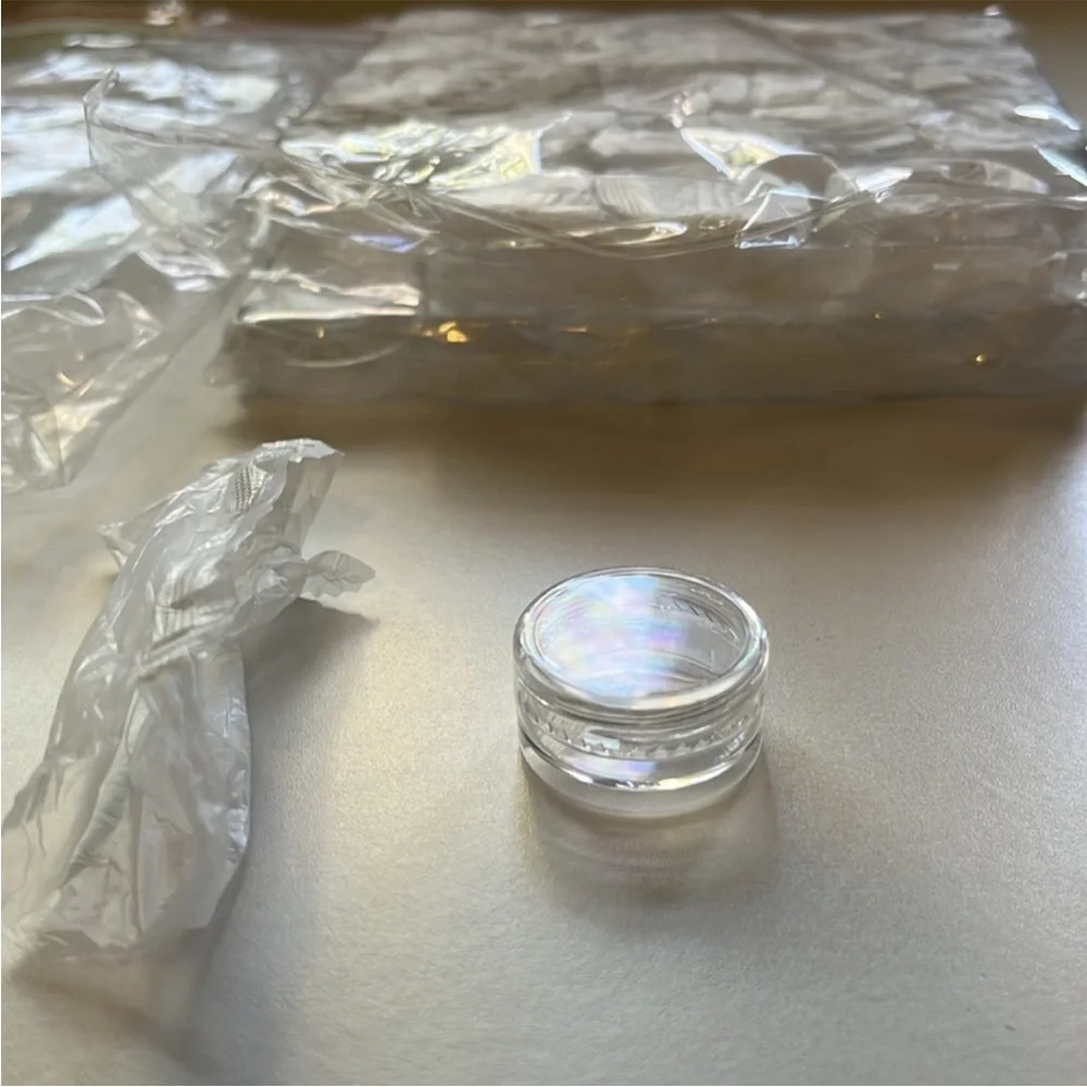 41 3 gram/3ml Round Clear Containers